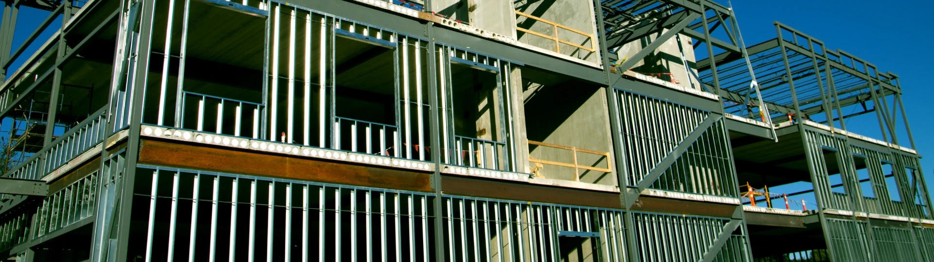 steel building breadcrumb